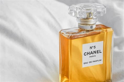 chanel no 5 ingredients perfume|chanel no 5 perfume smell.